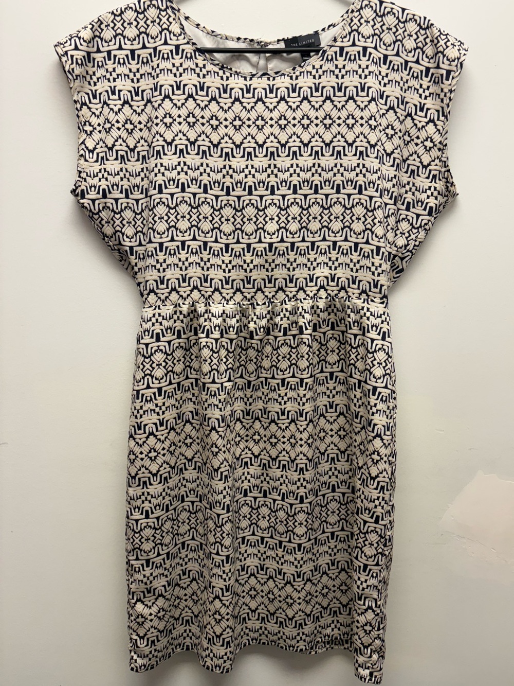 4 for $25 🖤 The Limited Black & Cream Geometric Print Dress – Size Small